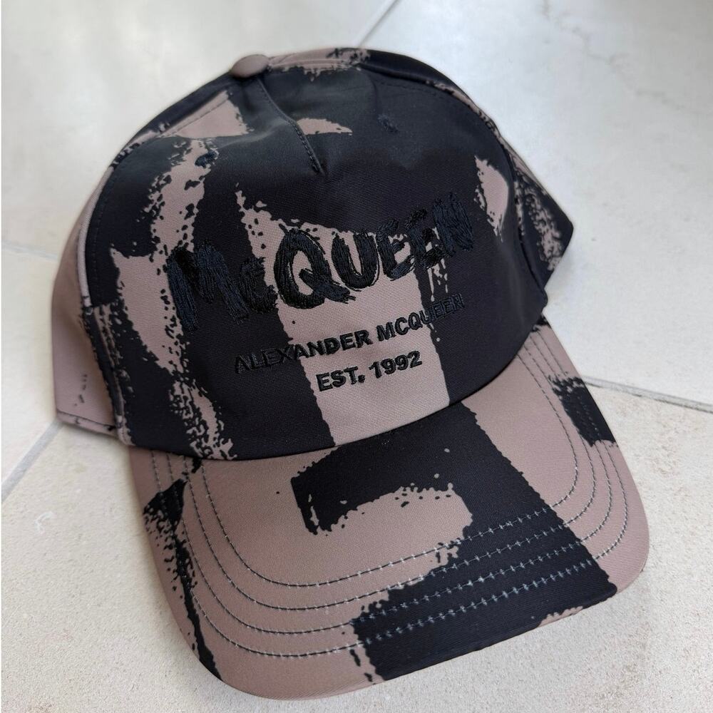 Alexander McQueen Paint Splatter Logo Cap Hat Black Beige L 59cm Made in Italy